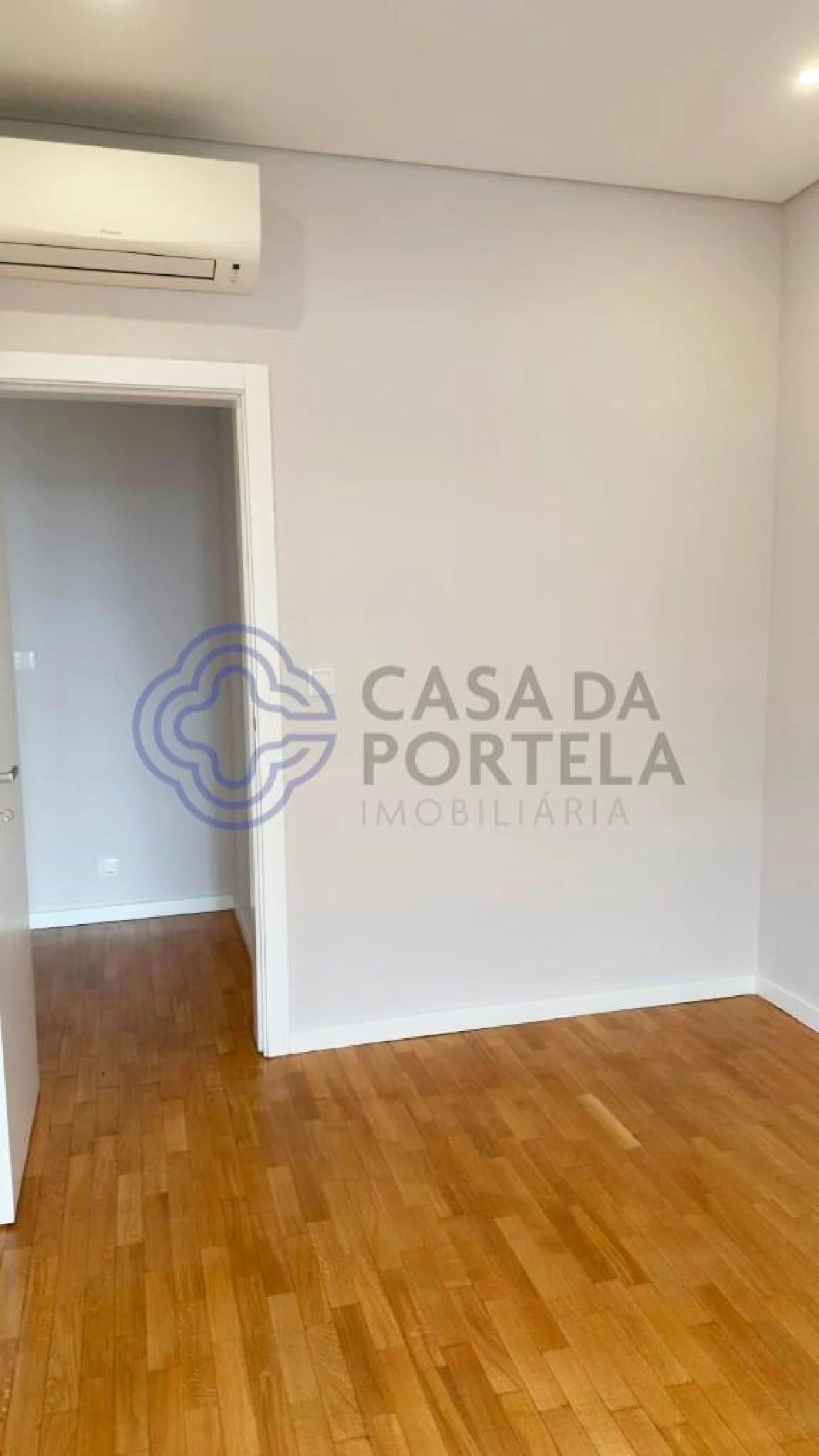 Apartamento T2 para Venda em Cedofeita, Santo Ildefonso, Sé, Miragaia, São Nicolau e Vitória Foto 9