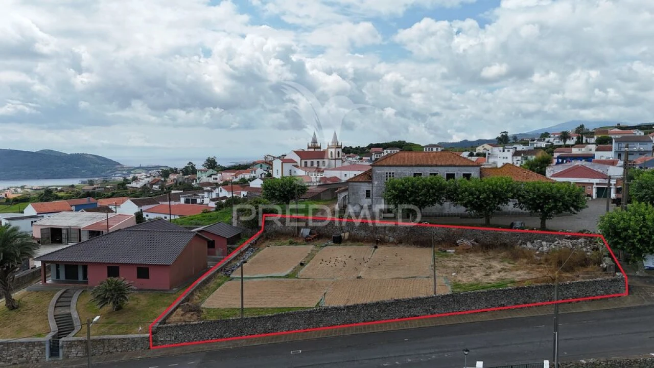 Terreno para Venda em Ribeirinha Foto 2
