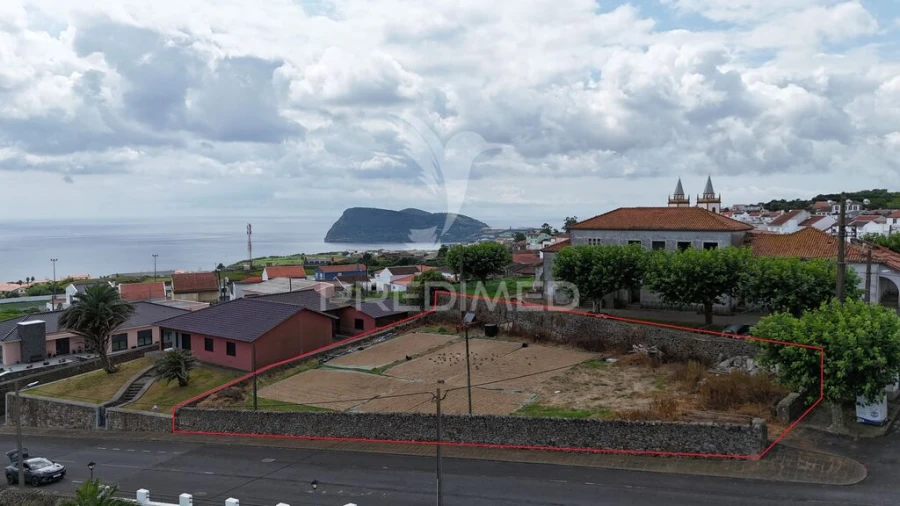 Terreno para Venda em Ribeirinha Foto 3