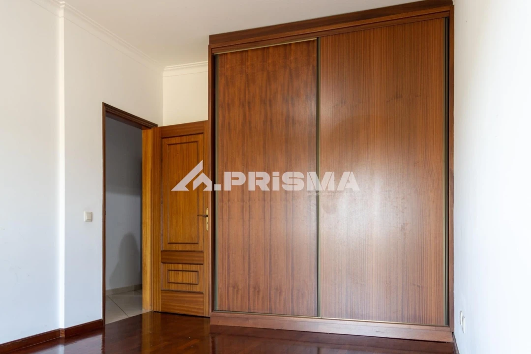 Apartamento T3 para Venda em Alcains Foto 3
