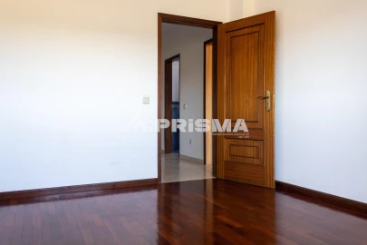 Apartamento T3 para Venda em Alcains