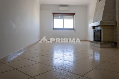 Apartamento T3 para Venda em Alcains