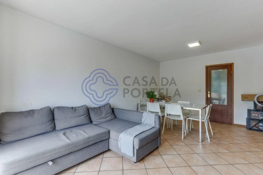 Apartamento T3 para Venda em Cidade da Maia Foto 4