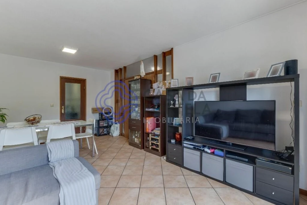 Apartamento T3 para Venda em Cidade da Maia Foto 5