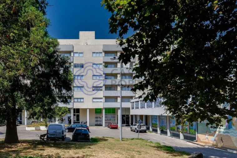 Apartamento T3 para Venda em Cidade da Maia Foto 30