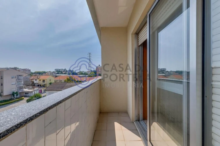 Apartamento T3 para Venda em Cidade da Maia Foto 8