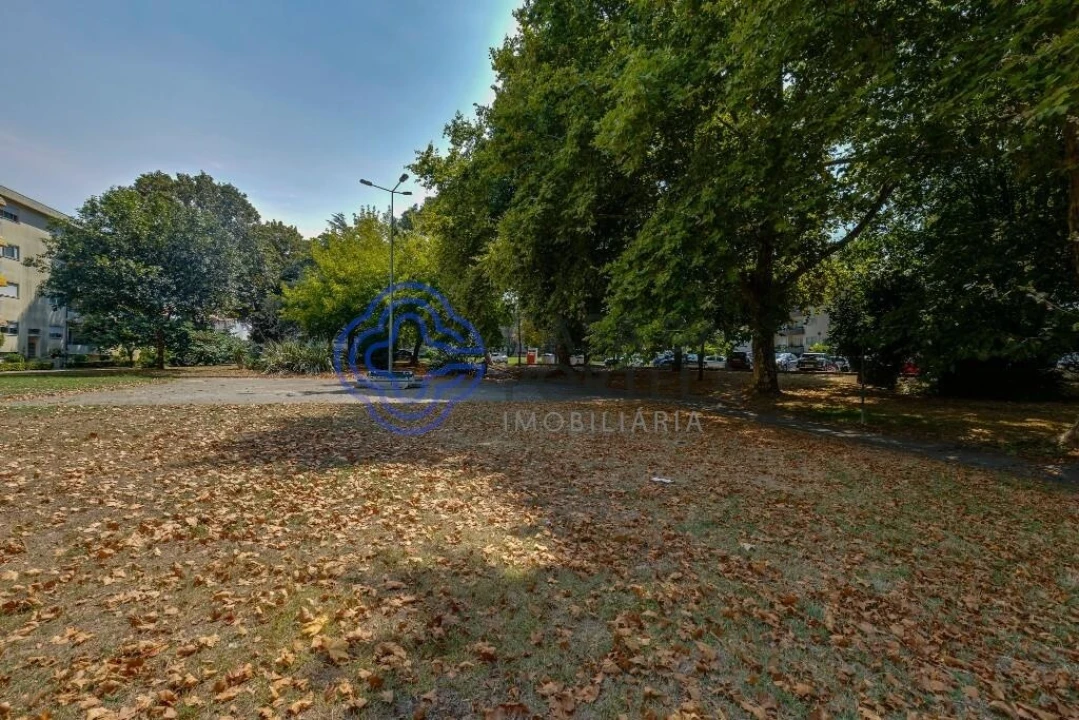 Apartamento T3 para Venda em Cidade da Maia Foto 33