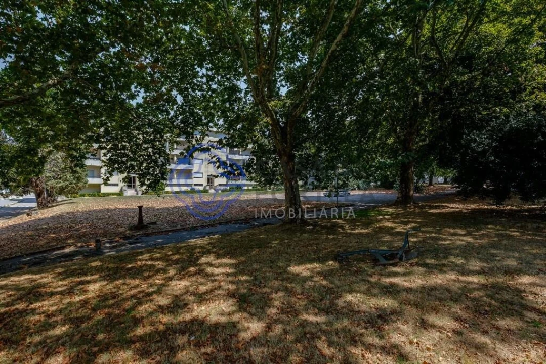 Apartamento T3 para Venda em Cidade da Maia Foto 32