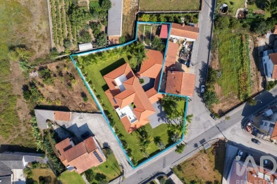 Moradia T4 para Venda em Oliveira do Bairro