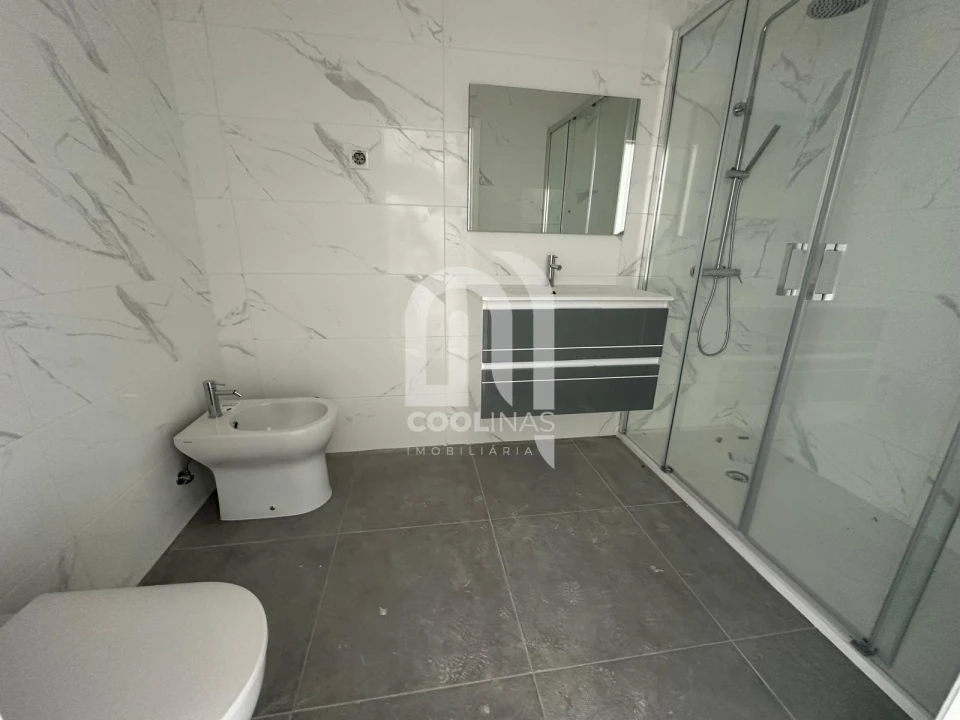 Apartamento T2 para Venda em Seixal, Arrentela e Aldeia de Paio Pires Foto 14