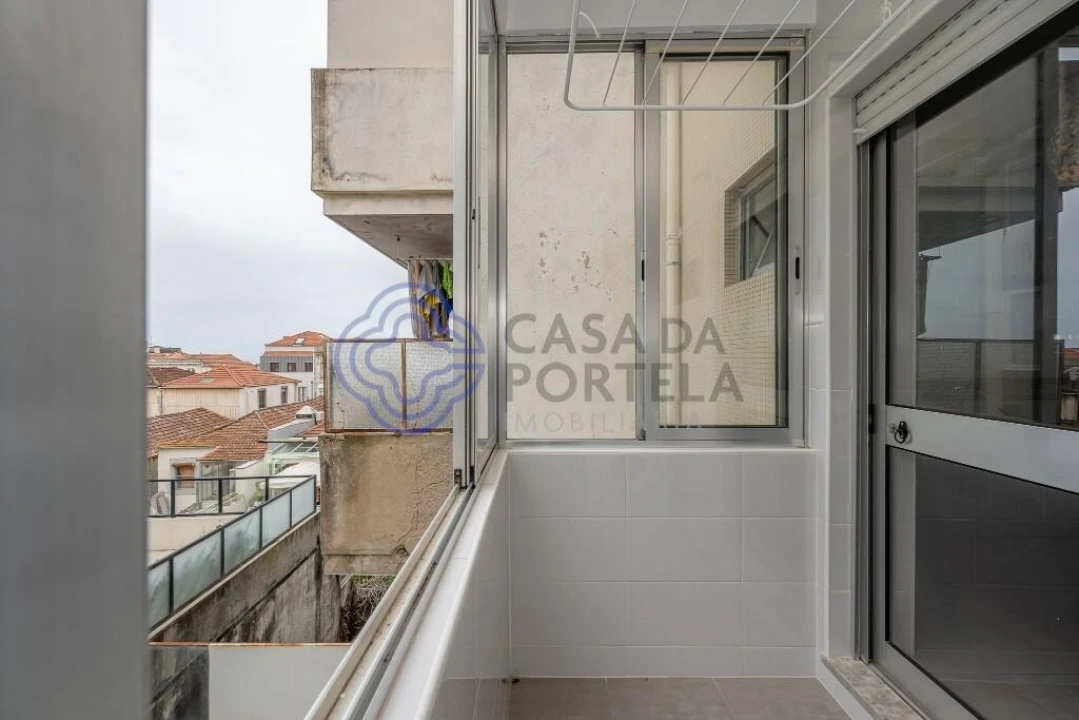 Apartamento T2 para Venda em Aldoar, Foz do Douro e Nevogilde Foto 14