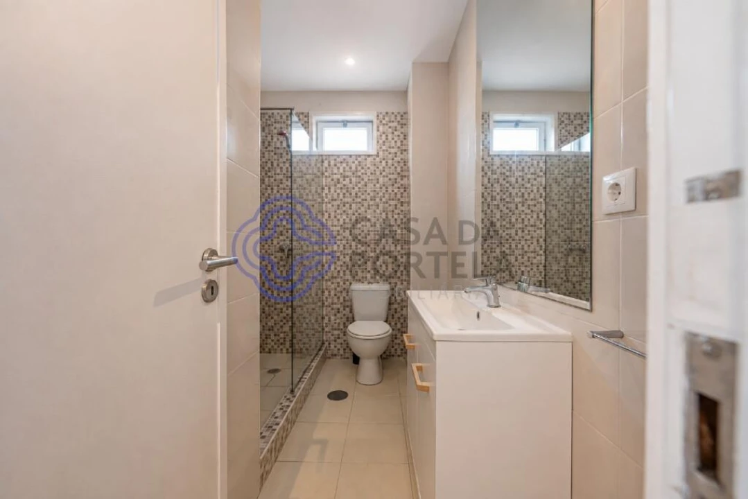 Apartamento T2 para Venda em Aldoar, Foz do Douro e Nevogilde Foto 15