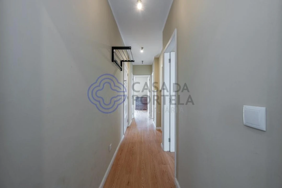 Apartamento T2 para Venda em Aldoar, Foz do Douro e Nevogilde Foto 2
