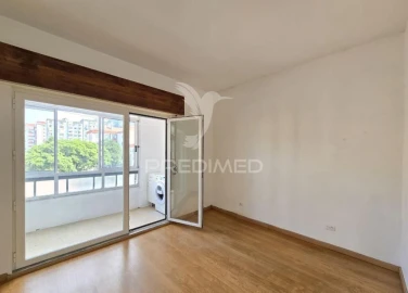 Apartamento T2 para Venda em Alfragide