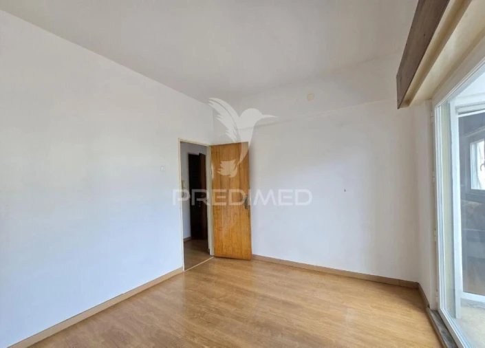 Apartamento T2 para Venda em Alfragide Foto 15