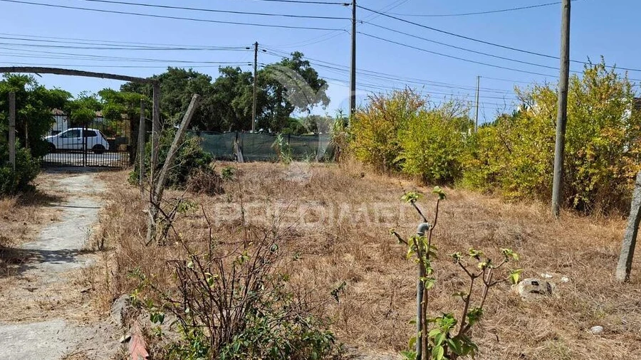 Terreno para Venda em Moita