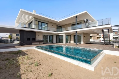Moradia T4 para Venda em Ericeira