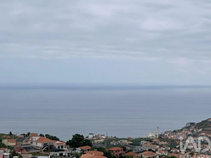 Moradia T3 para Venda em Estreito de Camara de Lobos Foto 30