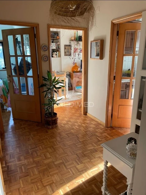 Apartamento T2 para Venda em Arcozelo