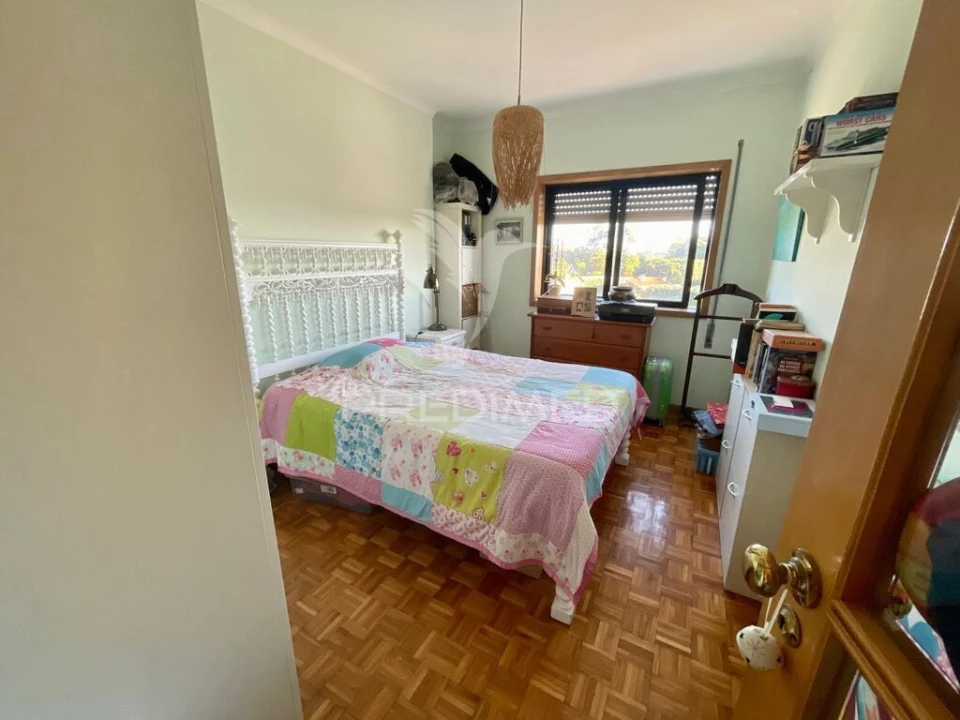 Apartamento T2 para Venda em Arcozelo Foto 8