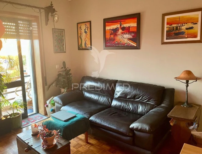 Apartamento T2 para Venda em Arcozelo Foto 4