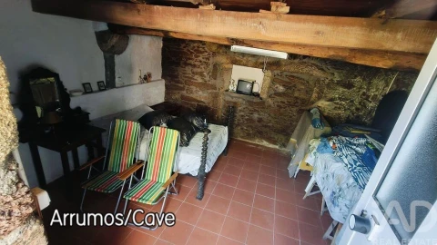 Moradia T1 para Venda em Seixas