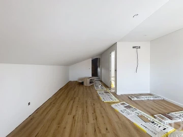 Moradia T6 para Venda em Azeitão (São Lourenço e São Simão)