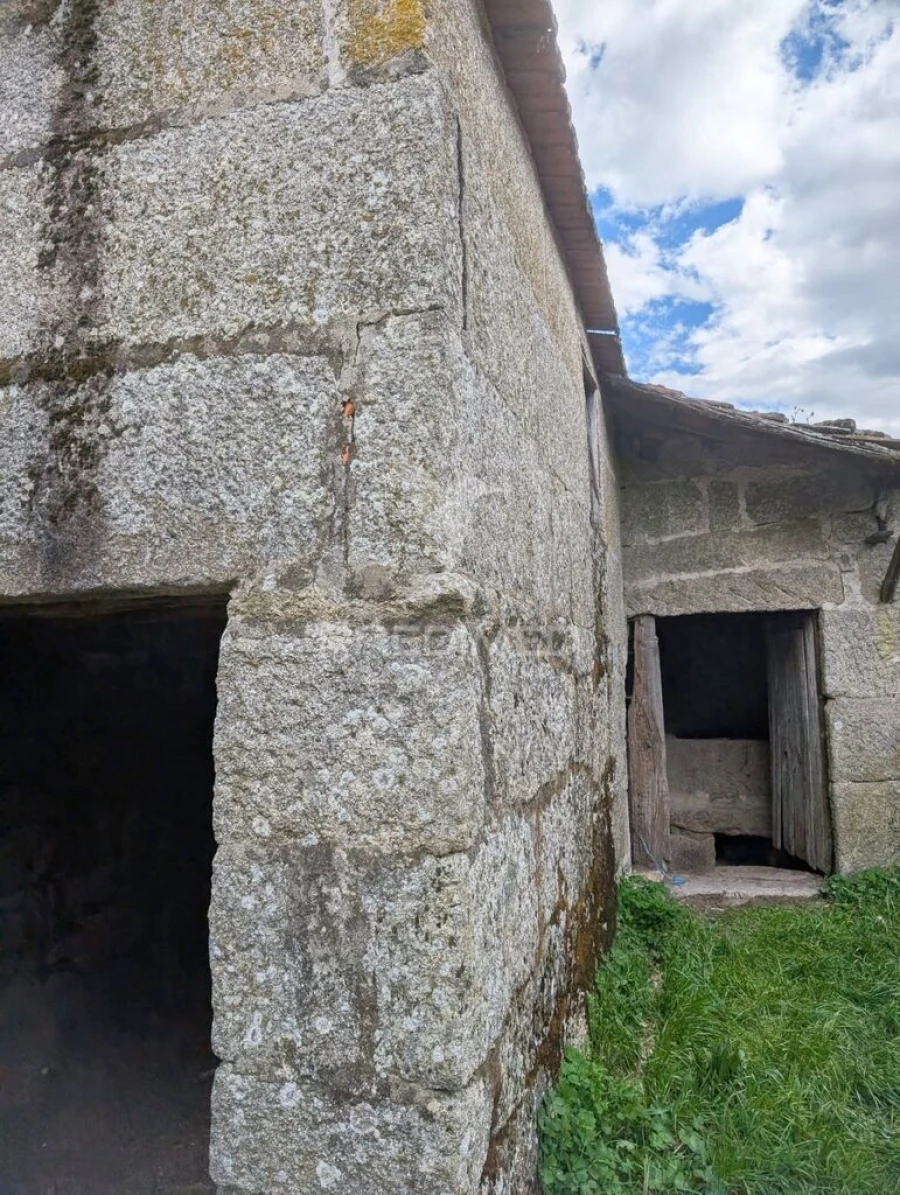 Moradia T2 para Venda em Nossa Senhora da Conceição, São Pedro e São Dinis Foto 6