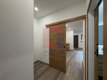 Apartamento T2 para Venda em Vila Verde e Barbudo