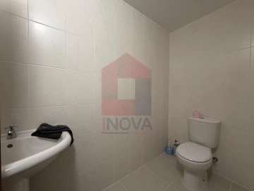 Apartamento T2 para Venda em Vila Verde e Barbudo