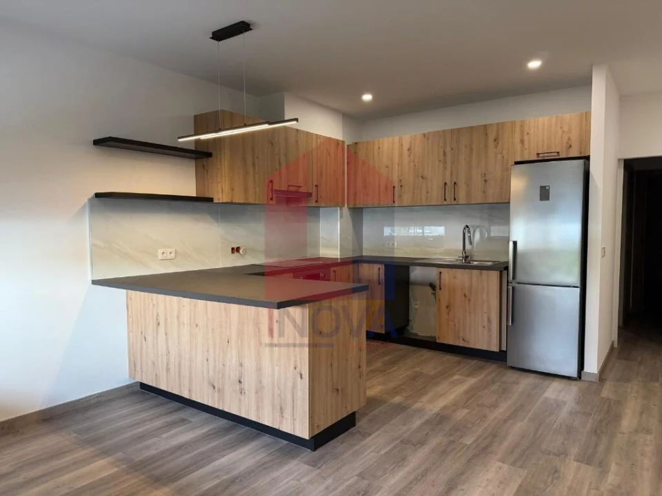Apartamento T2 para Venda em Vila Verde e Barbudo Foto 2