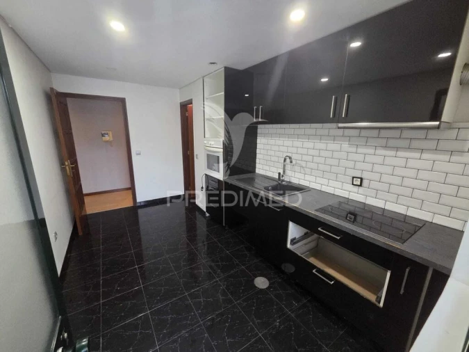 Apartamento T2 para Venda em Oliveira do Douro Foto 6