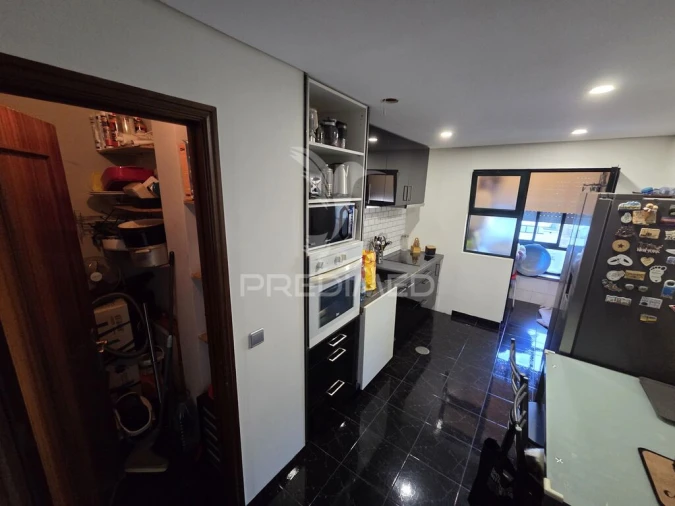 Apartamento T2 para Venda em Oliveira do Douro Foto 5