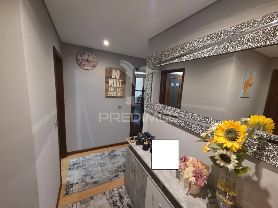 Apartamento T2 para Venda em Oliveira do Douro Foto 2