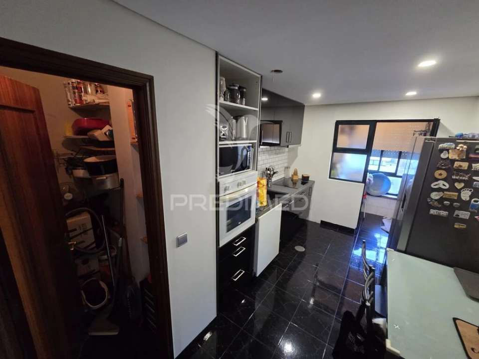 Apartamento T2 para Venda em Oliveira do Douro Foto 5