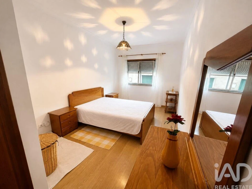 Apartamento T2 para Venda em Alpiarça Foto 11