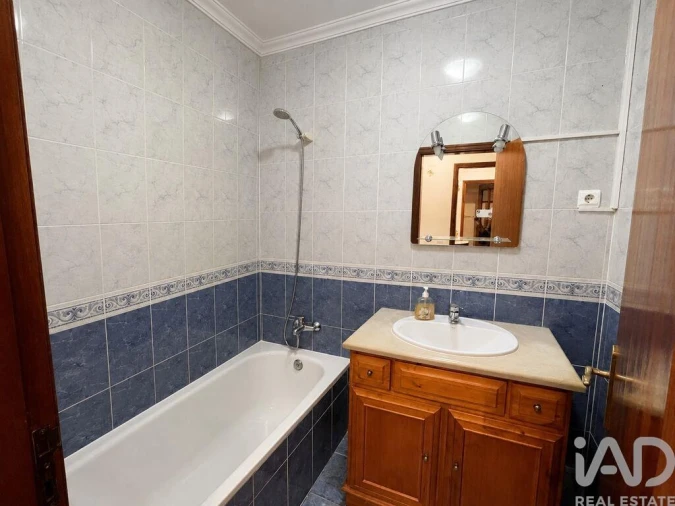 Apartamento T2 para Venda em Alpiarça Foto 10