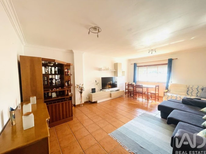 Apartamento T2 para Venda em Alpiarça Foto 2