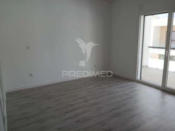 Moradia T3 para Venda em Fernao Ferro