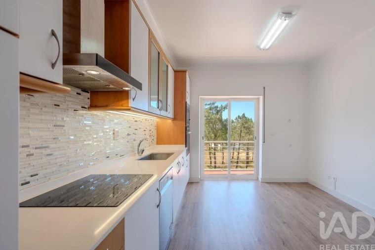 Apartamento T3 para Arrendamento em Ericeira Foto 9