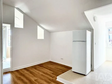 Apartamento T3 para Arrendamento em São Vicente