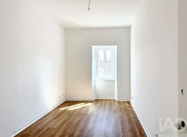 Apartamento T3 para Arrendamento em São Vicente