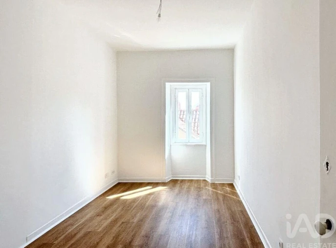 Apartamento T3 para Arrendamento em São Vicente Foto 11
