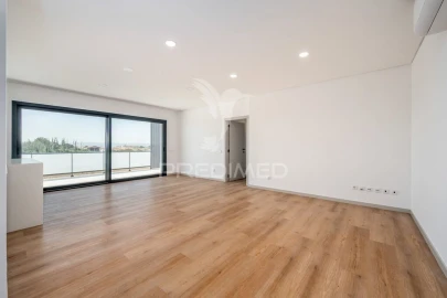 Apartamento T3 para Venda em Samora Correia