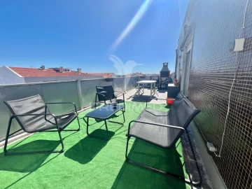 Apartamento T2 para Venda em Baixa da Banheira e Vale da Amoreira