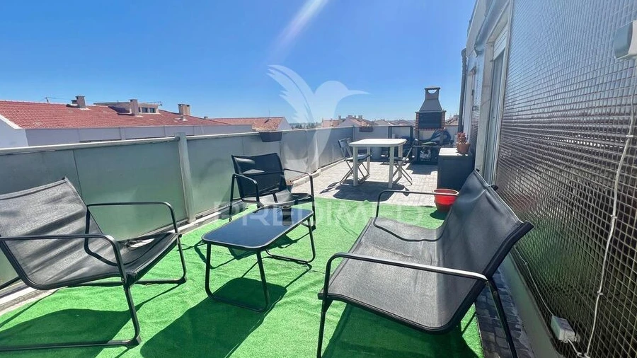 Apartamento T2 para Venda em Baixa da Banheira e Vale da Amoreira