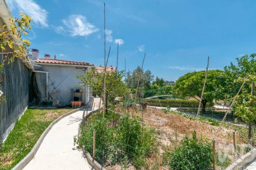 Moradia T4 para Venda em Maceira Foto 19