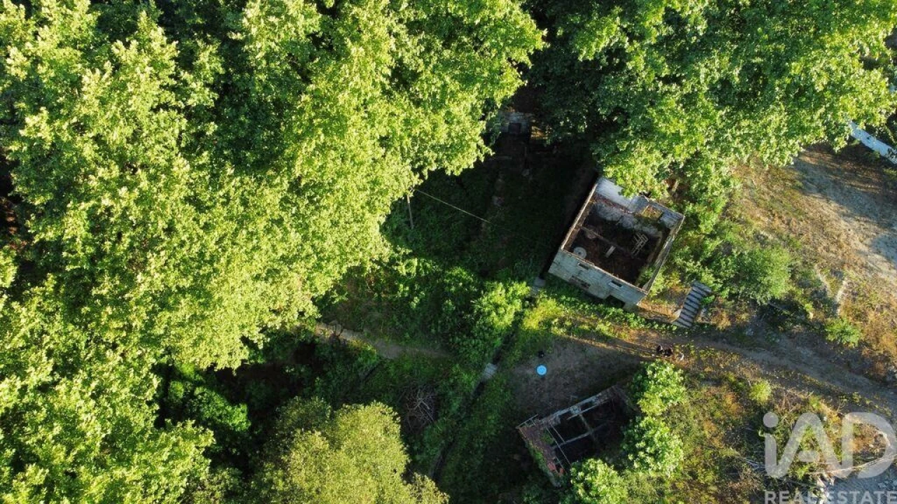 Moradia para Venda em Airães Foto 16
