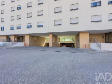 Apartamento T2 para Arrendamento em São Domingos de Benfica