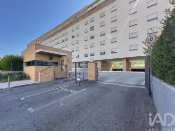 Apartamento T2 para Arrendamento em São Domingos de Benfica